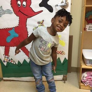 Meet your Posher, Monique